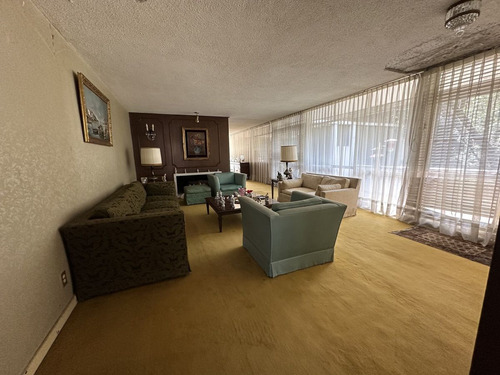 Casa En Lomas De Chapultepec Ganadora De Premios En Calle Sin Vecinos Enfrente