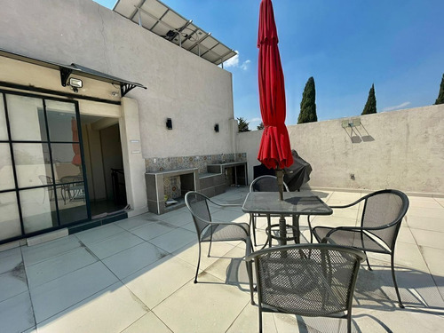 Edificio En Venta, Villas De La Hacienda, 594 Mts