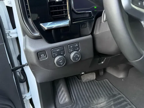Chevrolet Cheyenne 5.3 Cab Reg Lt 4X4 At