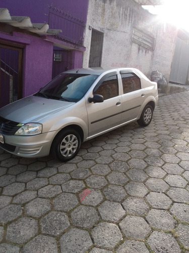 Imagem 6 de 8 de Renault Logan 2011 1.0 16v Authentique Hi-flex 4p