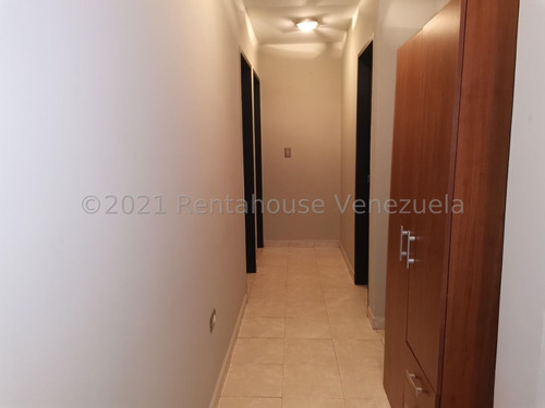 Imagen 9 de 15 de Yely Romero 04144351945- Rentahouse Vende Apartamento En Valencia. Cod: 22y10697