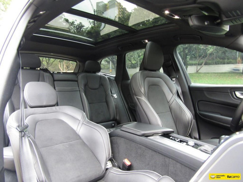 Volvo Xc60 R-desing 2000 Cc At 4x4 T