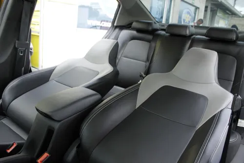Chevrolet Onix 1.0T Premier Sedan At