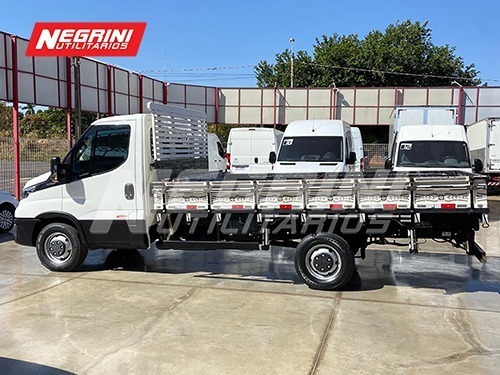 Imagem 2 de 15 de Iveco Daily 35150 3.0 Turbo Carroceira 2020 C/54.608 Km