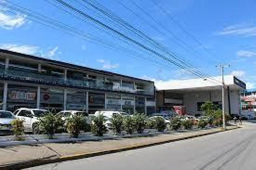 Local Comercial En Renta En Plaza Comercial De Cancún. Av Kabah