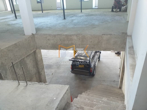 Imagen 8 de 21 de Mk Inmobiliaria Alquila Galpón Terrazas De Club Hípico,los Teques/04143995167mirtha De Freitas