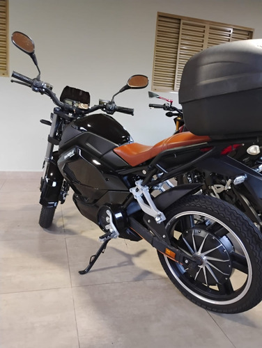 Shineray She-s 3000 She-s Autonomia 80km Velocidade Máx Até