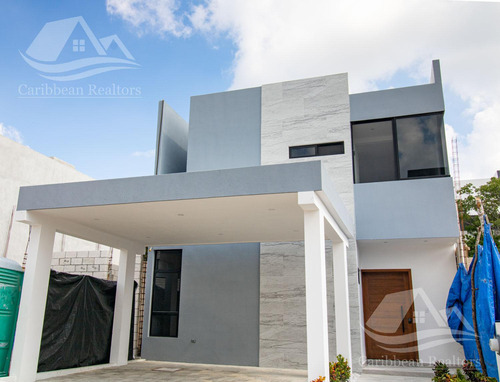 Casa En  Venta En Residencial Rio Cancun B-dmts8132