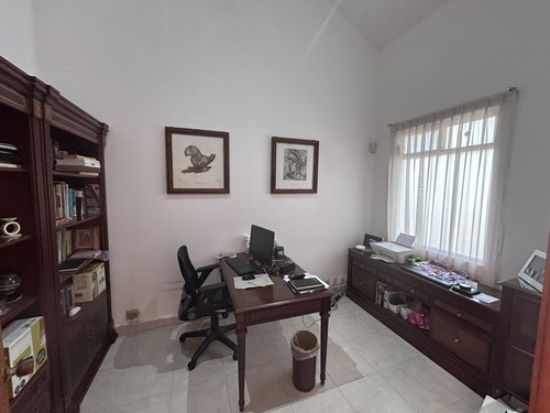 Casa De 1 Planta / En El Corazón De Balvanera/ Avenida St Andrew