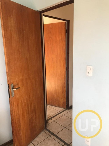 Imagem 4 de 15 de Apartamento Em Araguaia - Belo Horizonte, Mg - 12036