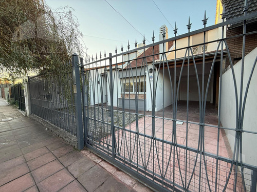 Alquiler Casa 5 Ambientes En Castelar Norte