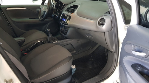 Fiat Punto 1.6 Essence 2014