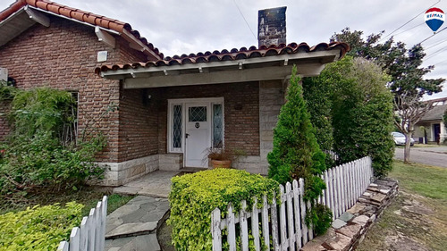 Venta Casa Chalet 3 Amb Apto Cred Castelar Norte 