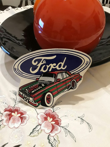 Calco Autoadhesivo Ford.