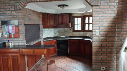 Casa En Venta En Country Club El Carmen