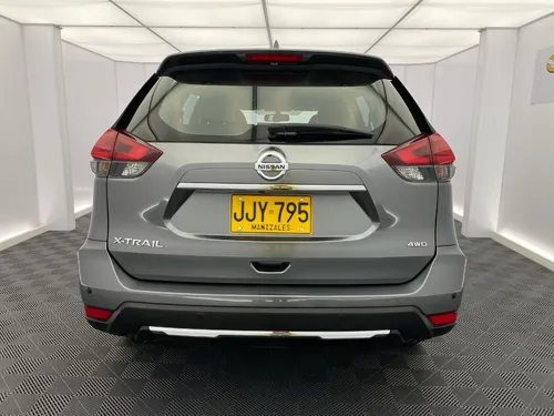 Nissan X-Trail 2.5 Exclusive 4x4