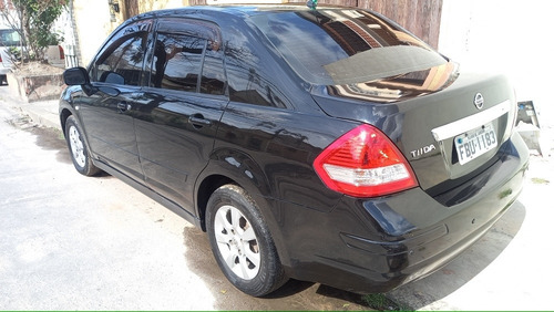 Imagem 5 de 14 de Nissan Tiida 1.8 16v S Flex 4p