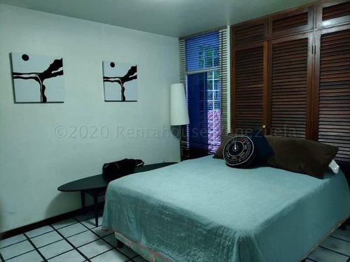 Imagen 7 de 12 de Casa Venta La Lagunita Country Club 22-9015 Caro Fermoso 0424 2083128
