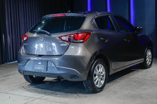 Mazda 2 Touring 1.5