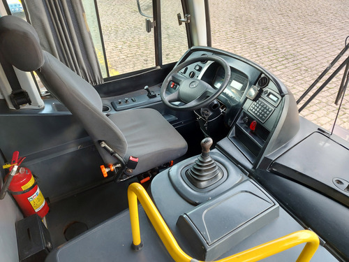 Ônibus Marcopolo Audace 2015 Mercedes Of-1724 50l + Ar