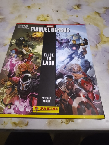 Álbum De Figuritas Marvel Versus Tiene 75 De 176 Figuritas 