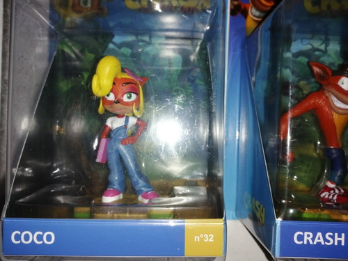 Figuras Totaku Crash Bandicoot Coco Dr Neo Cortex