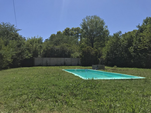 Imagen 3 de 12 de Venta Casa Quinta De 2 Plantas Sobre 1.900 M2 - La Reja Sur