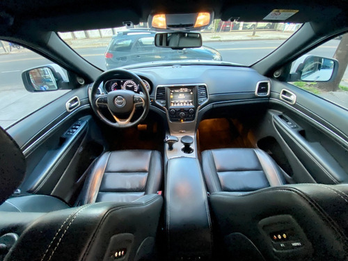 Imagen 10 de 22 de Jeep Grand Cherokee Limited 2015 Autodrive