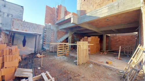 Imagem 7 de 25 de Excelente Sobrado Em Condomínio, Com 3 Quartos E Terraço Em Ótima Localização No Bairro Sítio Cercado, A Uma Quadra Da Rua Izaac Ferreira Da Cruz! - Ca01292 - 69281703