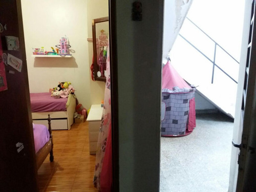 Casa 3 Ambientes Con Cochera - Zona Ramos Mejia