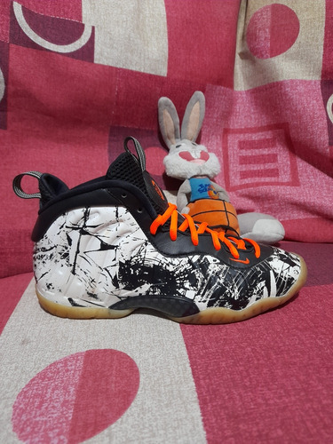 Foamposite One  Shattered Backboard  Talla  5  Mx  25  Cm