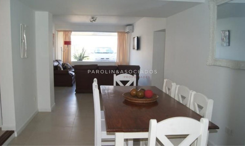 Imagen 2 de 10 de Venta De Apartamento 3 Dormitorios En Montoya.