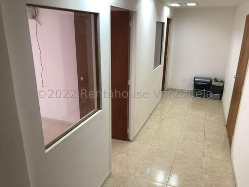 Imagen 8 de 13 de Local En Alquiler Prados Del Este 22-17026 Renta House Los Samanes