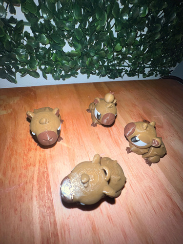 Baby Capibaras - Artículos Para Llevar En La Mochila Y Jugar