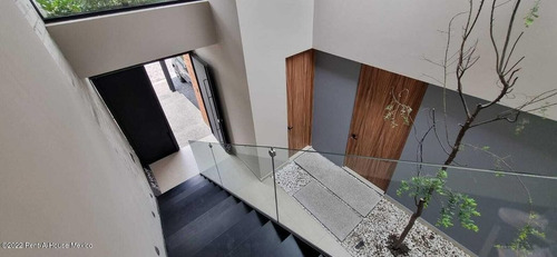 Imagen 25 de 30 de Casa De 4 Recamaras En Venta En Altozano, Querétaro!