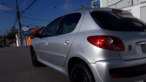 Peugeot 207 1.4 Xr Flex 5p 2011