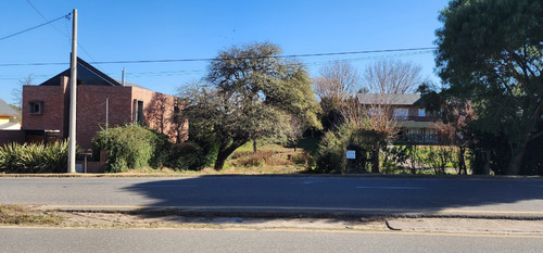 Hermoso Lote Con Excelente Ubicación En Santa Rosa De Calamuchita