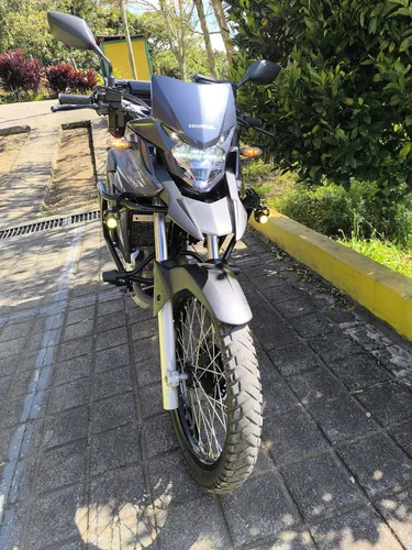 Honrada Xre 300 Modelo 2023