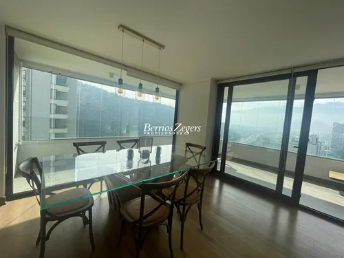 Departamento En Venta De 4 Dorm. 3 Baños Condomi En Vitacura