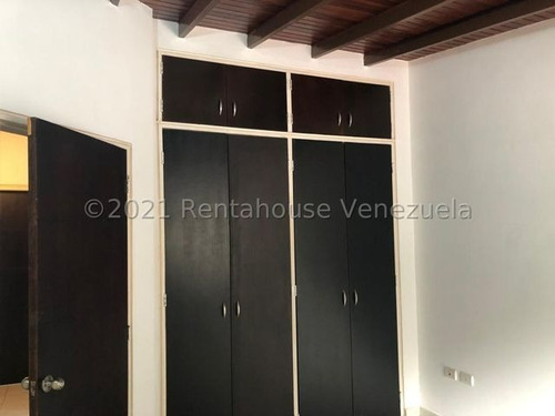 Increible Villa Ubicada En Conjunto Residencial De Solo 19 Casas, Cuenta Con Planta Electrica 100%, Pozo De Agua, Gas Directo, Con Agradables Areas Sociales (piscina, Parrillera)
