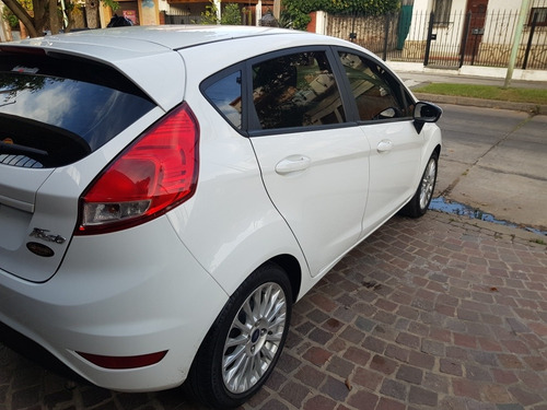 Ford Fiesta Kinetic Design 1.6 Se Plus 120cv 2015