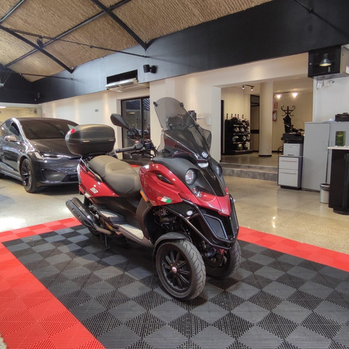Imagen 2 de 7 de Piaggio Mp3 500 Hilton Motors Co