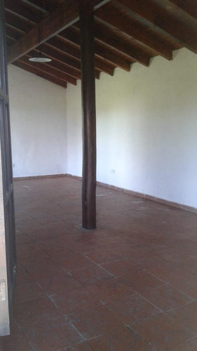 Imagen 4 de 9 de Amplio Lote De 1000 Mts Con Mejoras A Mts De Barranca