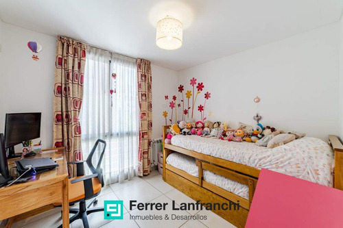 Imagen 8 de 14 de Departamento En Venta De 2 Dormitorios Y Dos Baños Barrio General Paz