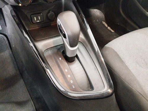 Chevrolet Onix 1.0 TURBO FLEX PLUS AUTOMÁTICO