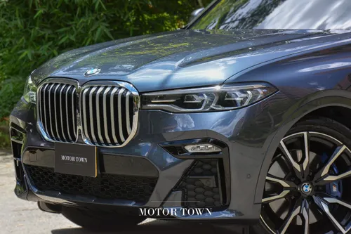 BMW X7 3.0 Xdrive 40i Pure Excelence