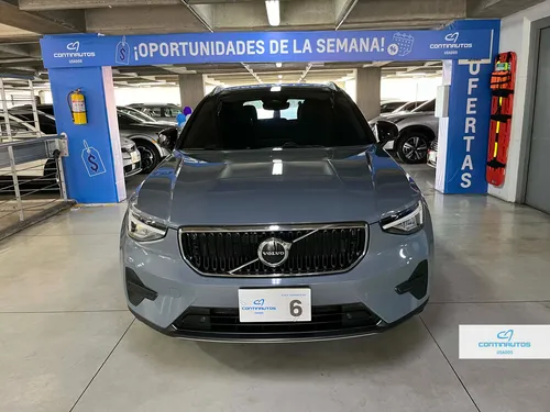 Volvo XC40 2.0 Hibrid B4
