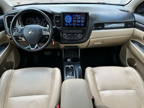 Mitsubishi Outlander 3.0 GT 4X4 V6 24V GASOLINA 4P AUTOMÁTICO