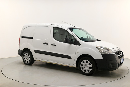 Imagen 7 de 16 de Peugeot Partner 1.6 B9 Corta