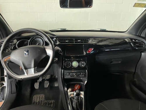 Imagen 15 de 15 de Citroën Ds3 2015 1.6 Vti 120 So Chic
